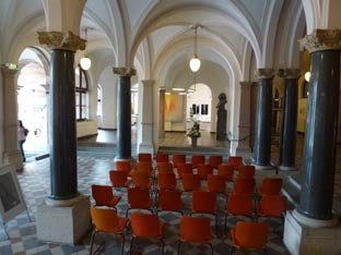 Ausstellung im Rathaus Wiesbaden